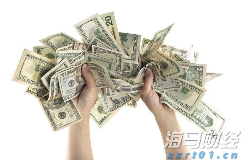 张家口推动新能源装备制造业强龙头、补链条、聚集群  向“光”而行 乘“风”远航
